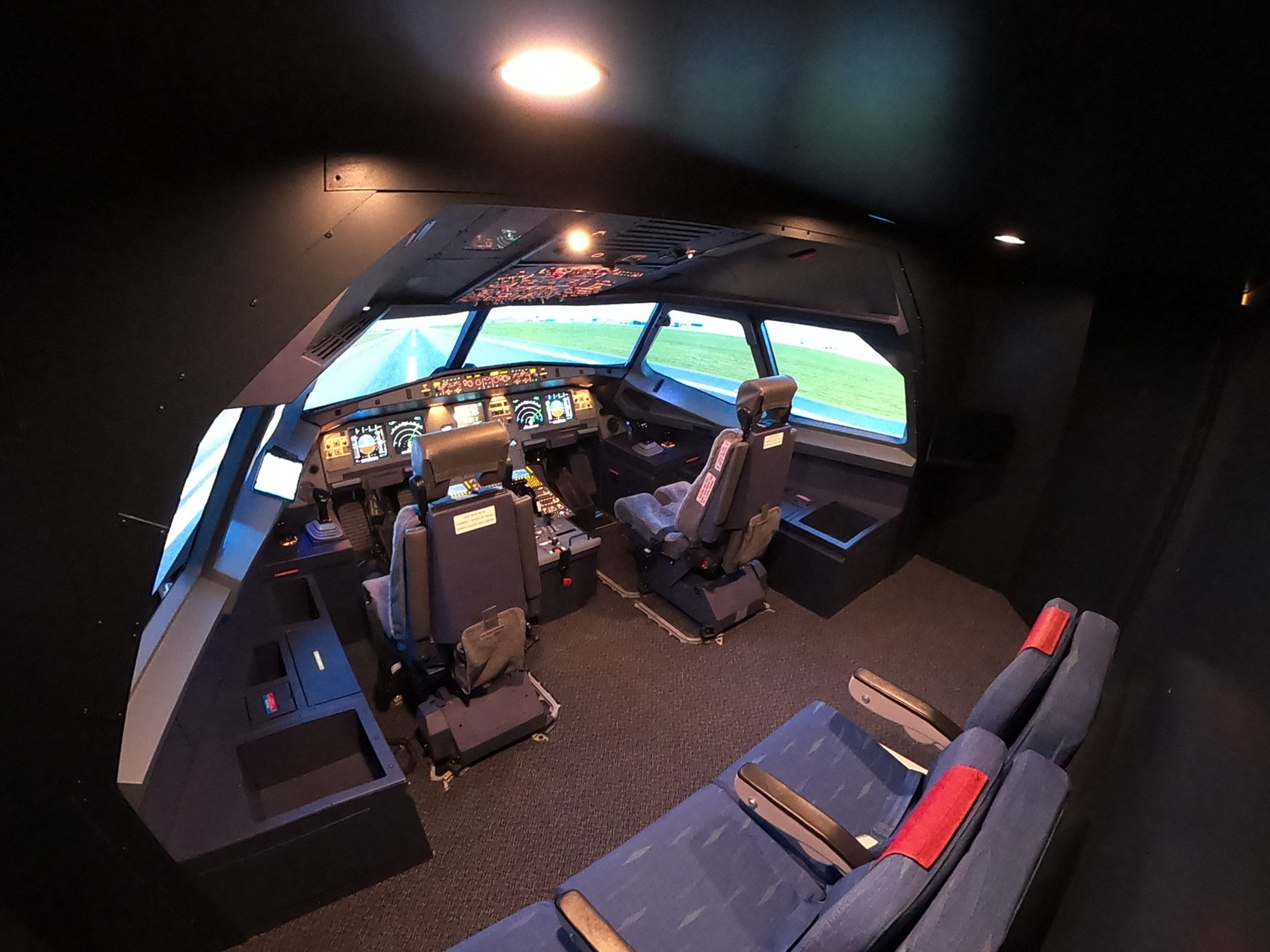 Northsea Flight Simulation Airbus A320 Full Motion Flight Simulator